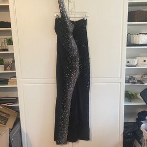 Black One-Shoulder Sequin dress